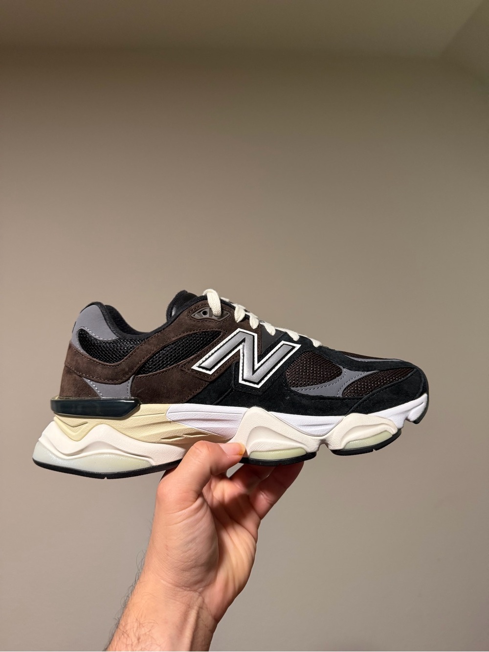 New Balance 9060 ‘Brown Black’